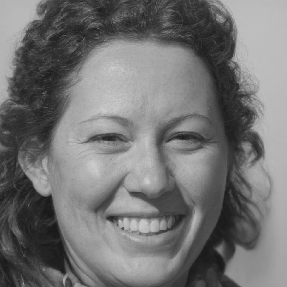 Ritratto professionale di Valentina Rossetti, direttrice didattica di pelorivanta